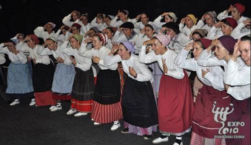 西班牙儿童合唱团献演城市最佳实践区