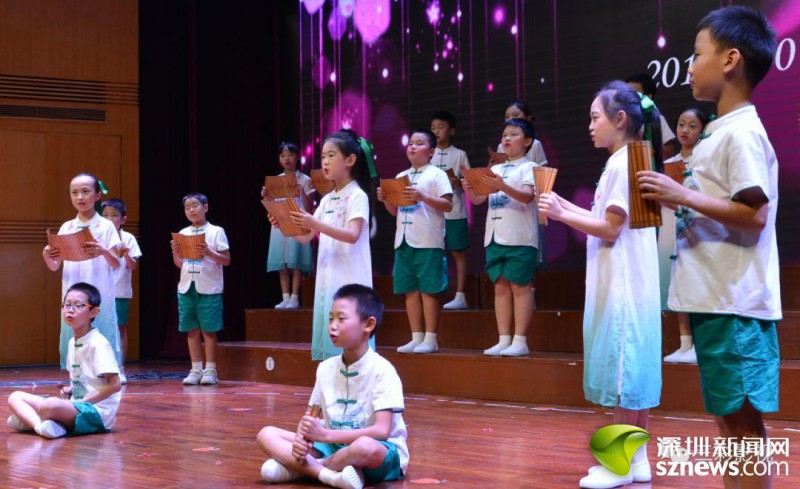 南山举行2019年中小学班级合唱展演风采 共75所学校参加